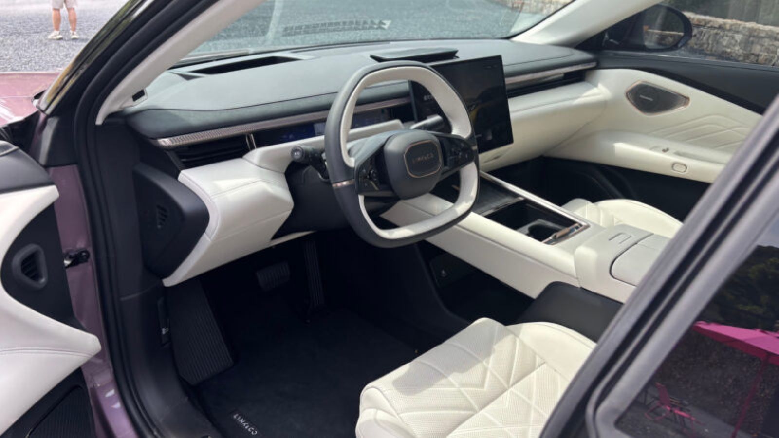 Lynk & Co 10 EM-P: Πεντάμετρο Plug-in υβριδικό σεντάν με 530 άλογα 